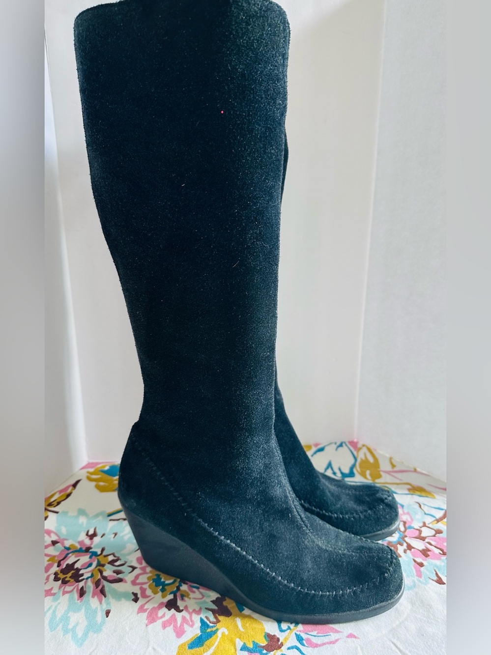 AEROSOLES womens 9 Gather Round Black Suede Tall Wedge BOOTS Side Zip Leather